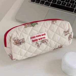 Women Bear Printed Toiletry Purse Large Capacity Quilted Cosmetic Pouch Zipper Closure Female Travel Bag