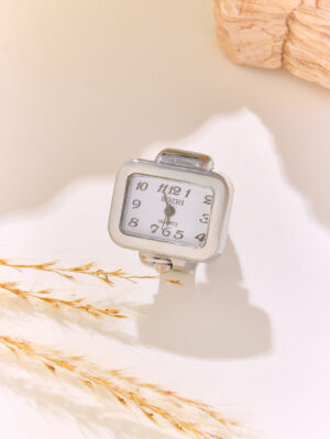 Quadrate Finger Ring Watch Round Creative Quartz Watches Fashion Couple Watches Accessories