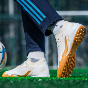 QNX2415 High Quality Mens Soccer Shoes Turf Soccer Cleats for Kids Sneakers TF/FG Training Football Boots Chuteira Campo 35-45