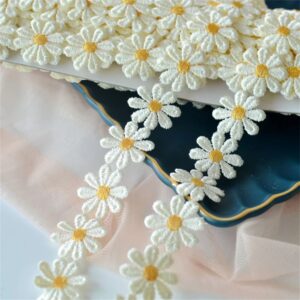 2.2CM Wide Beautiful White Embroidered Daisy Lace Fabric 3D Flowers Lace Ribbon Dress Collar Hats Headwear Sewing Trimming Decor