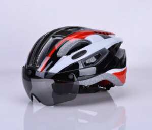 Stylish Cycling Helmets Triathlon Safe Taillight Helmet with Magnetic Goggles Race Road Bike Bicycle Helmet
