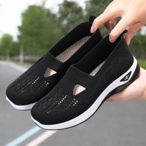 Sports shoes women’s shoes 2024 new breathable casual women’s running shoes casual shoes lightweight anti odor mesh surface