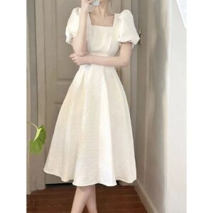 French first love White large swing long dress summer women’s square collar waist slimming elegant bubble sleeve dress