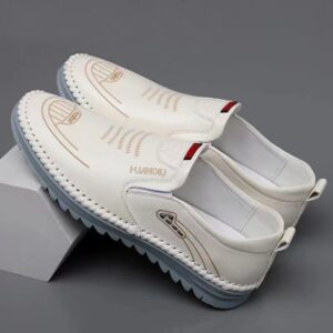 Spring and summer men’s leather shoes slip-on business soft bottom driving shoes versatile casual soft leather men’s shoes peas shoes