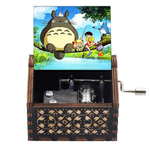 The Latest Wooden Hand-Cranked Music Box For Holiday Surprises And Birthday Gifts For 2024
