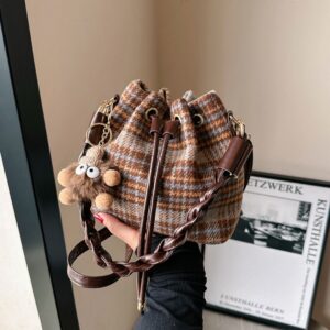Fashion Stripes Plaid Bucket Bag Twisted Handles Dark Colors Drawstring Messenger Bag Wool Material Handbag Daily Matching