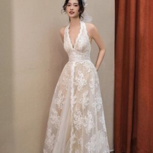 French Retro Lace Light Wedding Dress Bride’s High-end Mori Style Out-door Gown V-neck Hanging Neck Engagement Dress