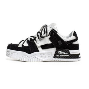 Student casual sports trendy shoes four seasonal new outdoor anti slip soft sole thick sole running shoes fashion men’s sneakers