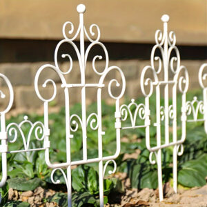 6pcs Garden Fence – Enhance Your Outdoor Space with European Plastic Fence & Imitation Iron Art Balcony Garden Fence