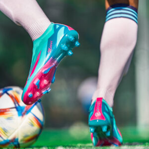 Men High-top Soccer Shoes FG/TF Football Boots Long Spike Footable Shoes High Ankle Cleats Grass Soccer Sneaker Size 35-45